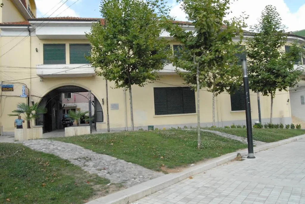 Hotel Relax City Center Tiran